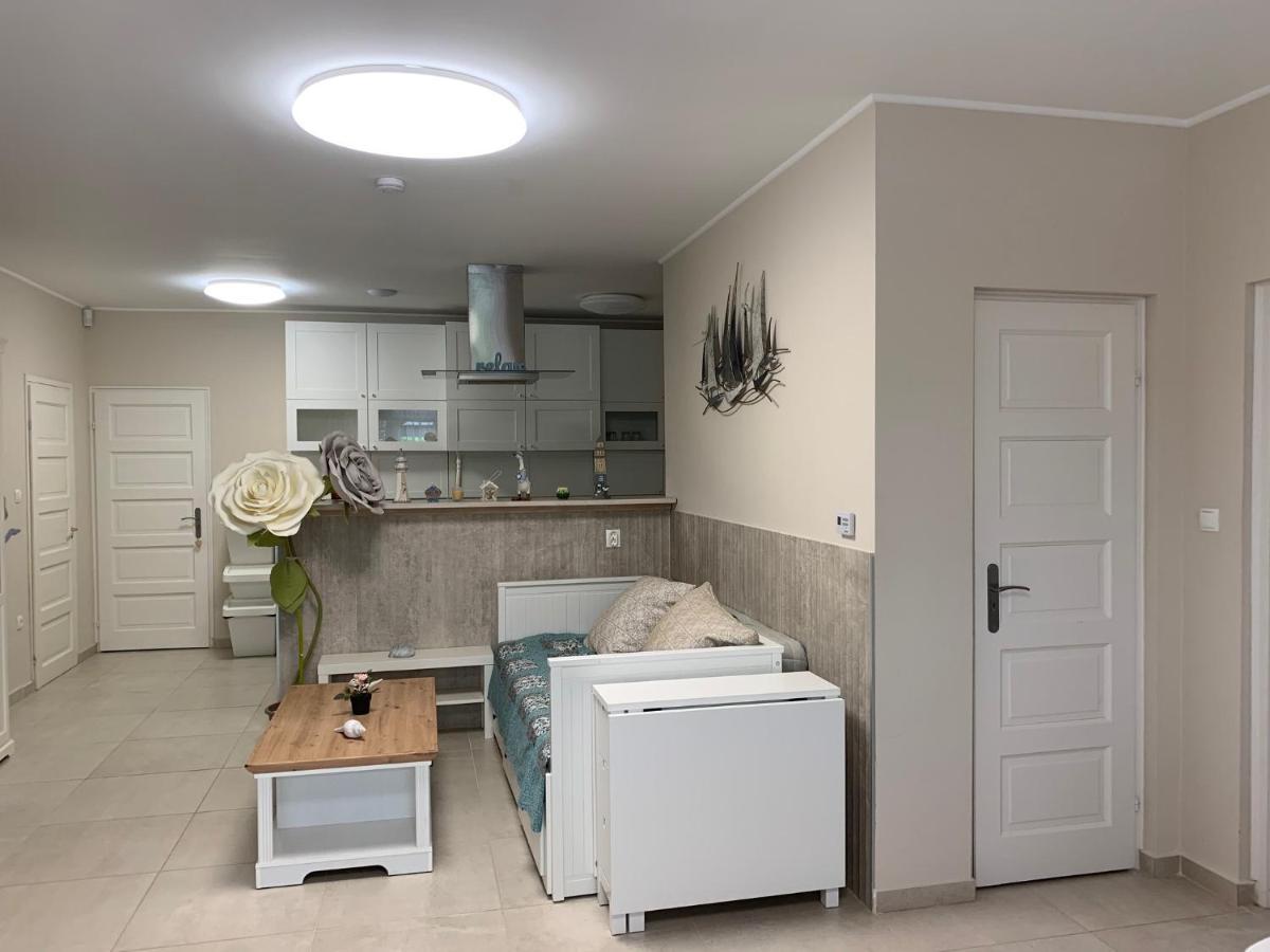Topart Apartman I Balatonfenyves Exterior foto