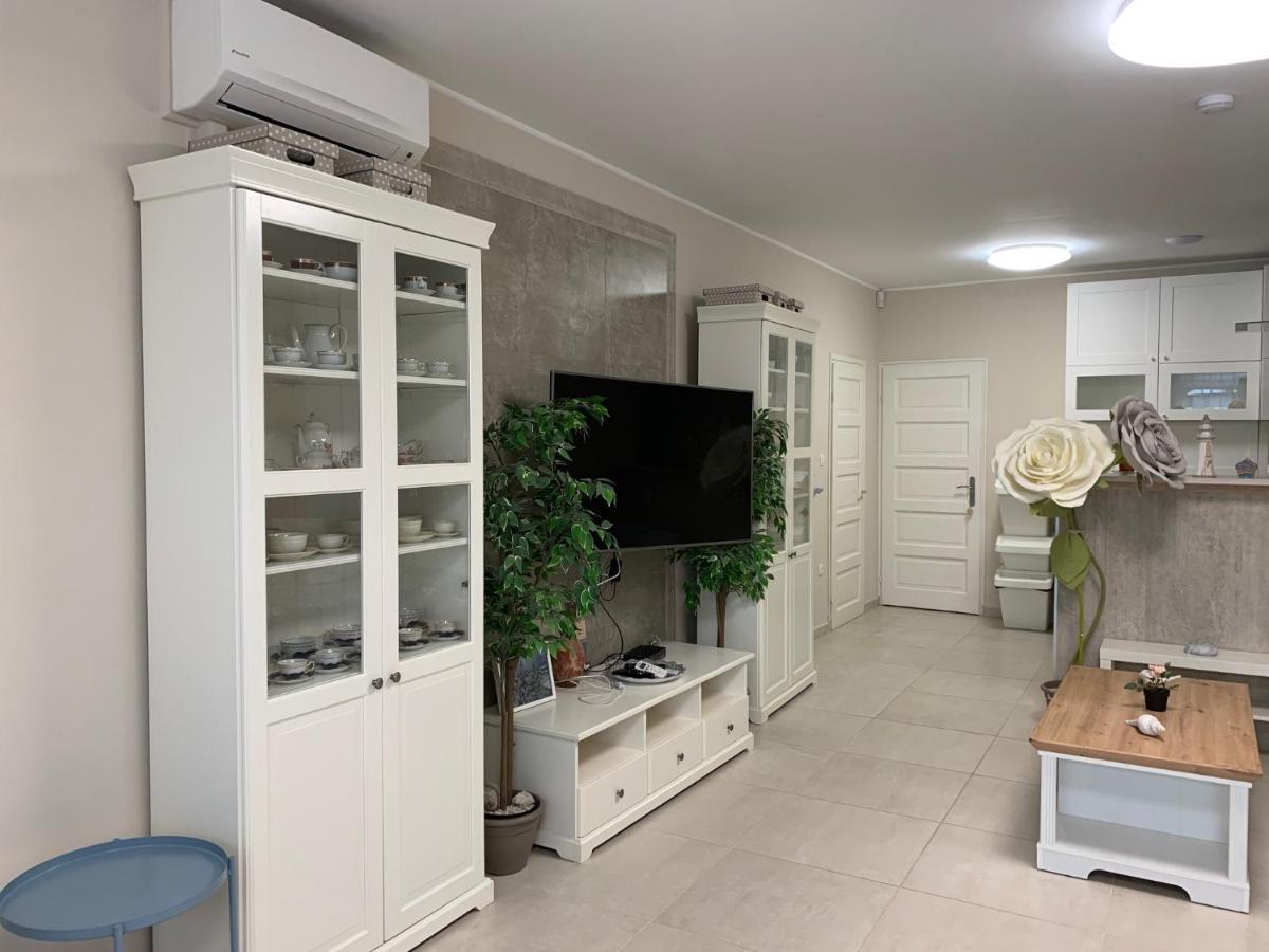 Topart Apartman I Balatonfenyves Exterior foto