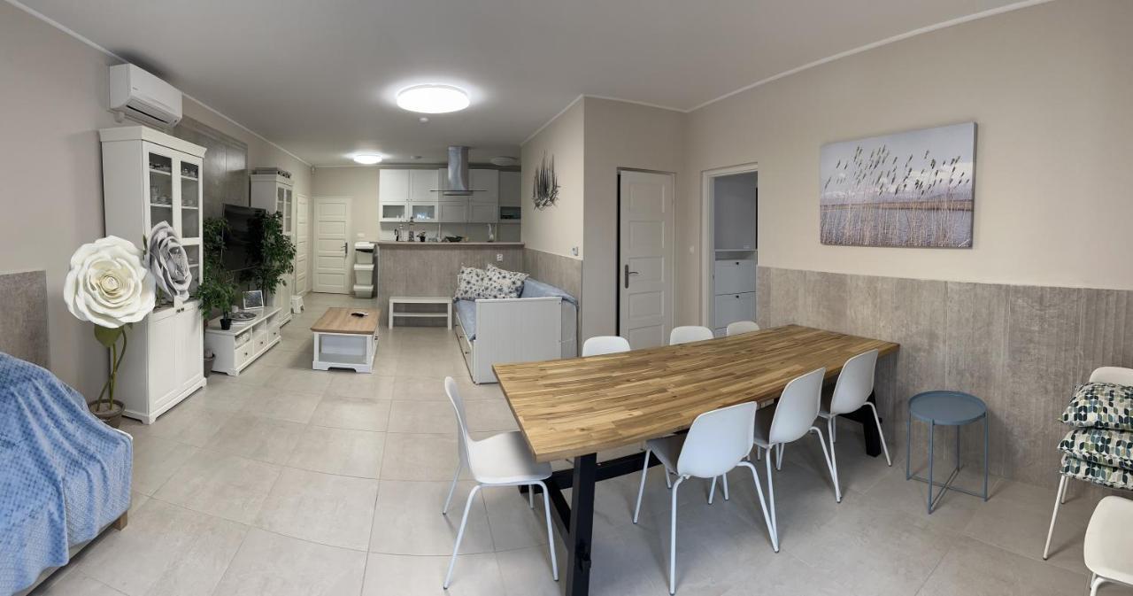 Topart Apartman I Balatonfenyves Exterior foto