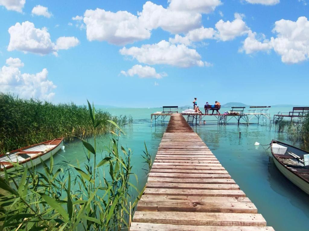 Topart Apartman I Balatonfenyves Exterior foto