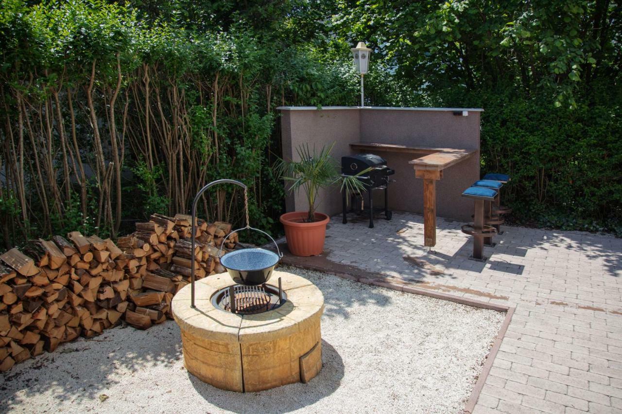 Topart Apartman I Balatonfenyves Exterior foto